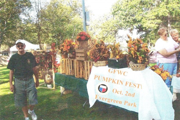Lowell Woman's Club plans Pumpkin Fest this weekend