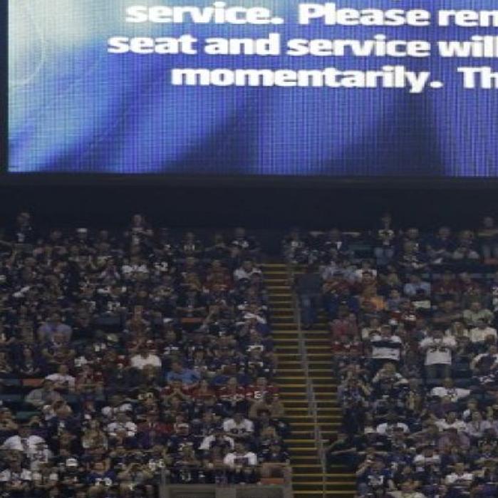 Power Outage Stops Super Bowl For 34 Minutes Super Bowl Nwitimes Com