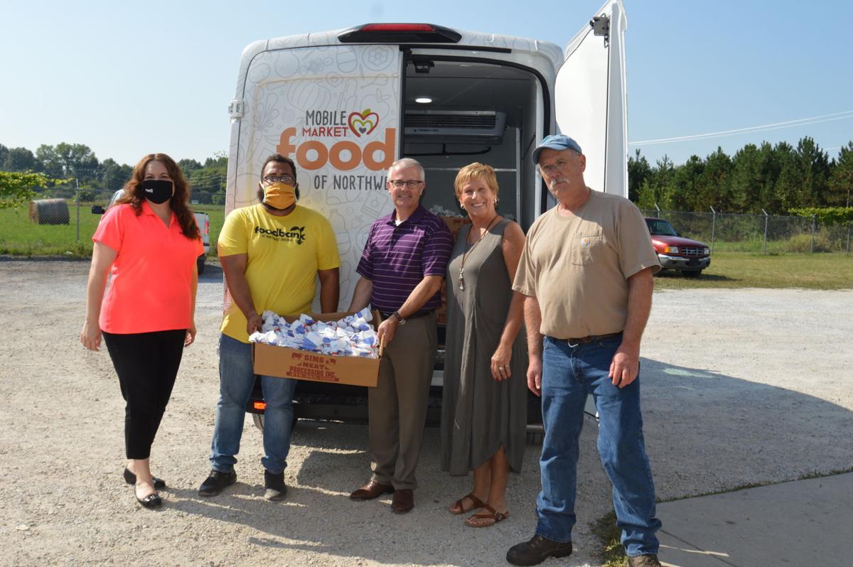 Porter County Foundation helps stock local food pantries(02)