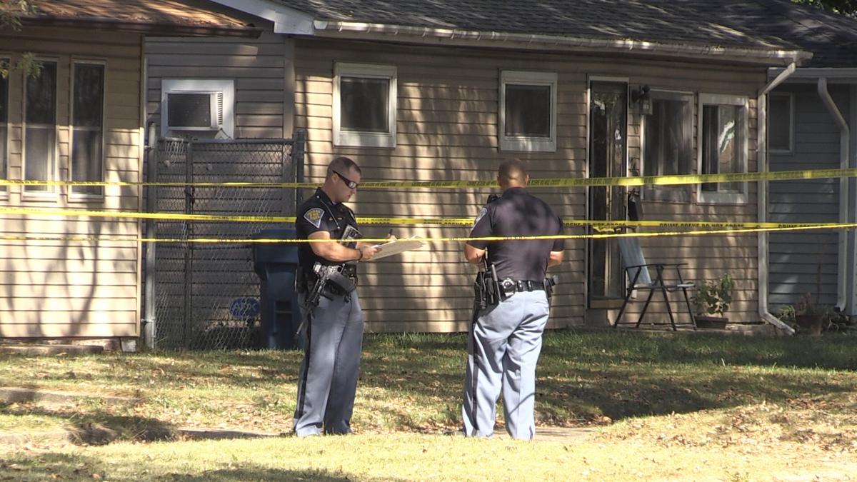1 suspect dead, 2 officers wounded after controlled drug buy turns into