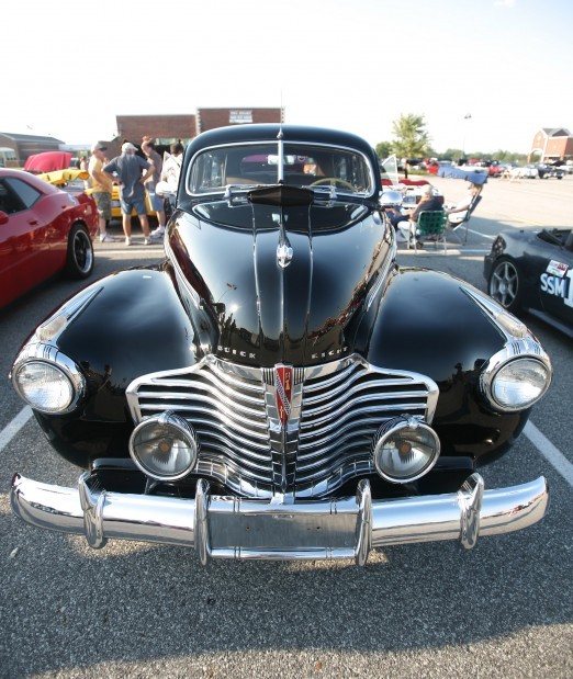 Cruisin' classics South Suburban News