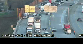 Stalled truck fouling I-94 traffic Thursday morning, police say - Vimarsana News