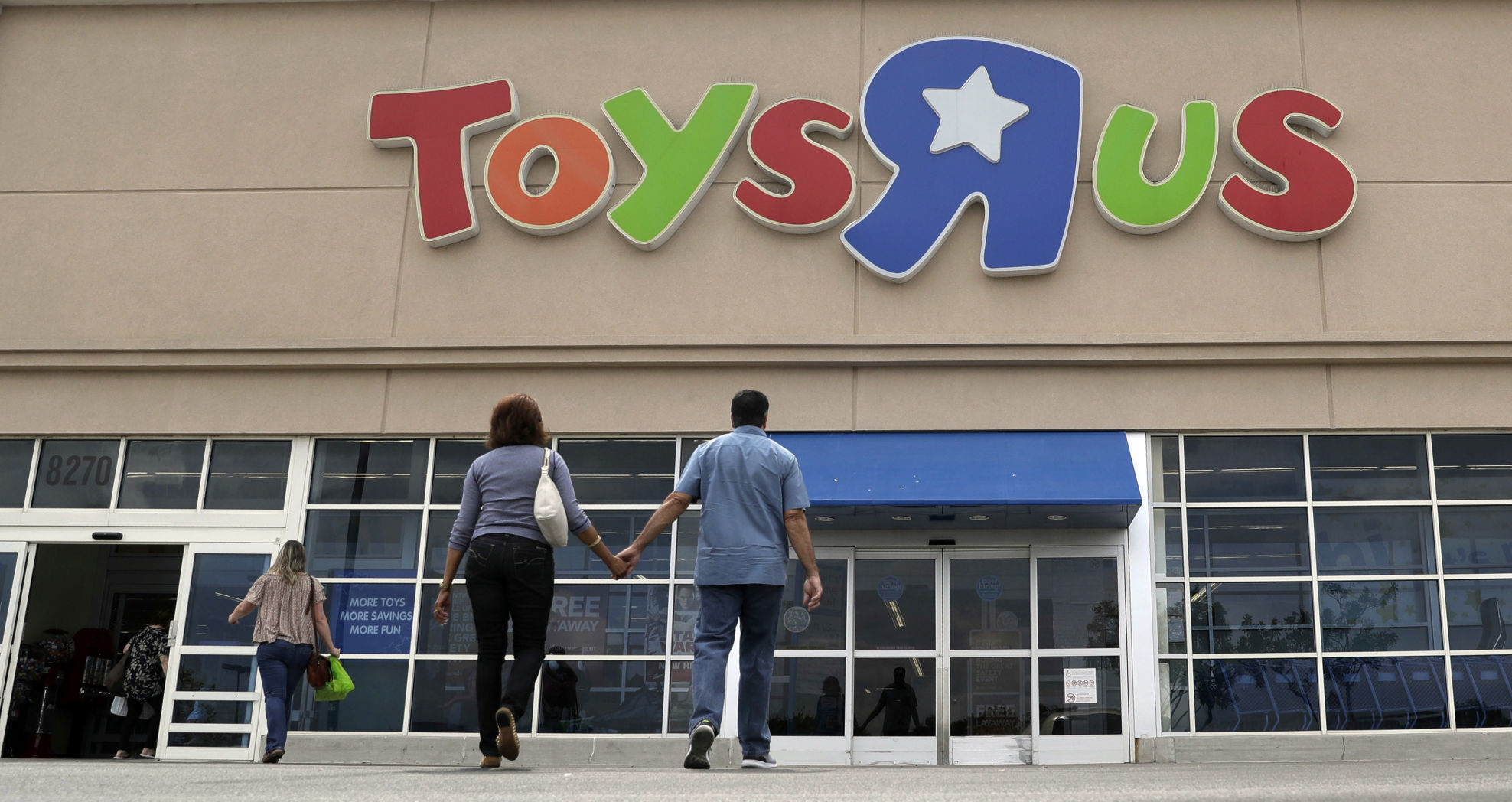 news about toys r us