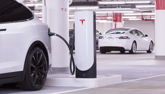 Daimler responds to Musk's tweet on EVs Daimler responds to Musk's tweet on EVs
