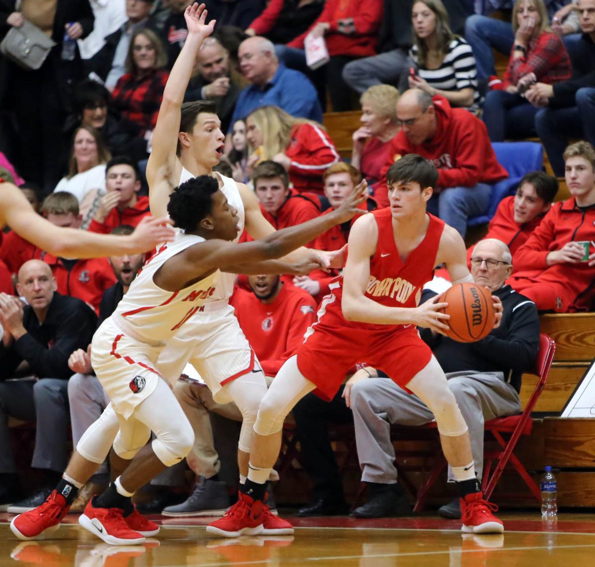 Boys Basketball Led By Snodgrass Crown Point Edges Munster In Ot