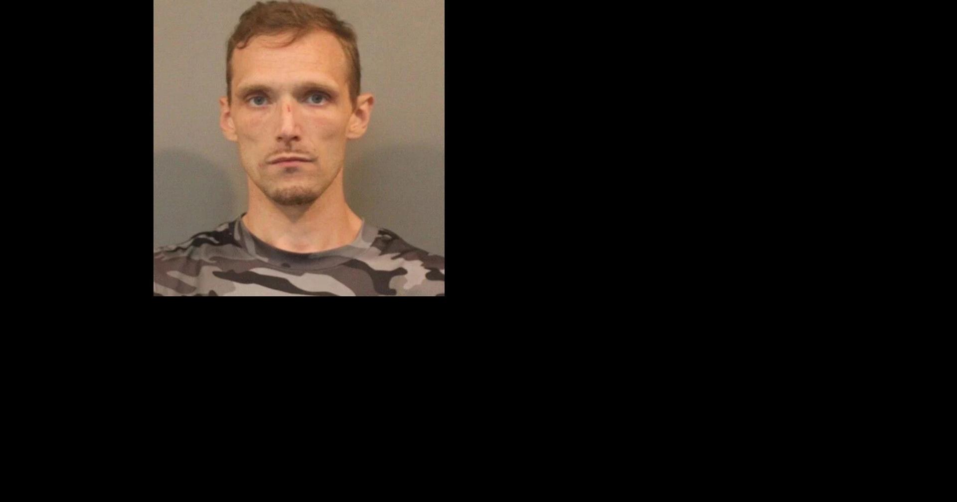 Hobart man charged after allegedly choking out mom, injuring pregnant girlfriend