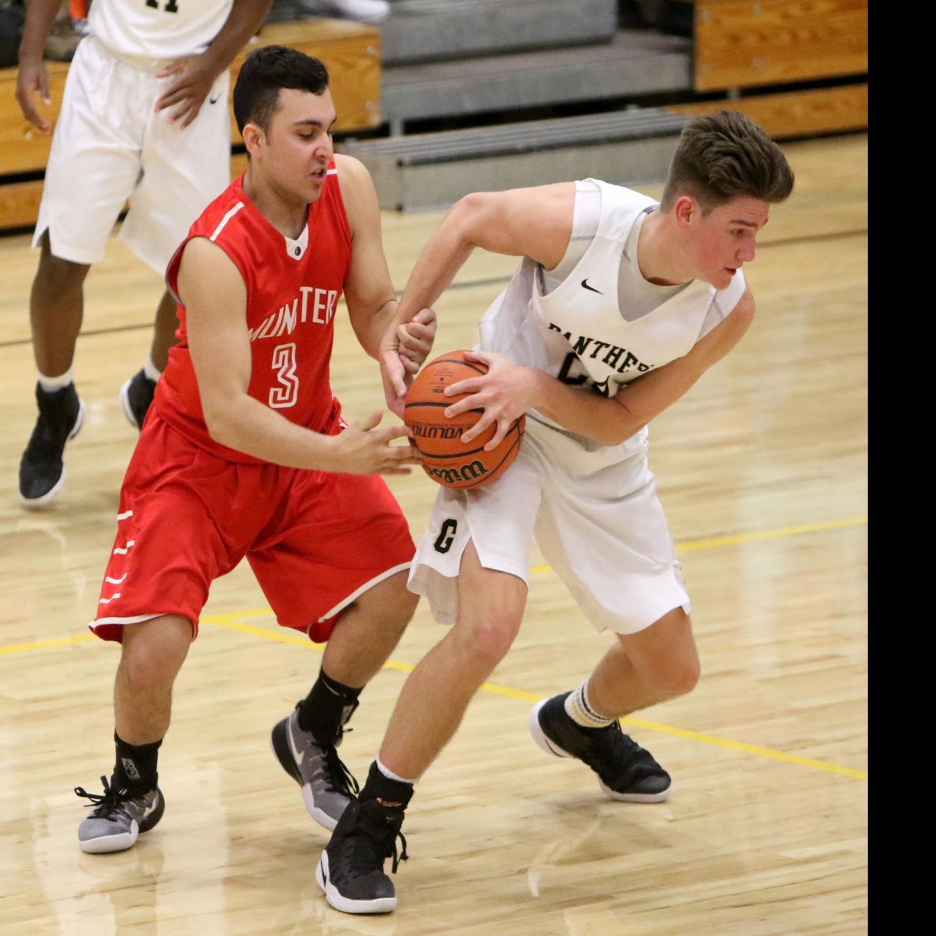 Griffith S Jake Dye Is The Third Generation To Wear The Black And