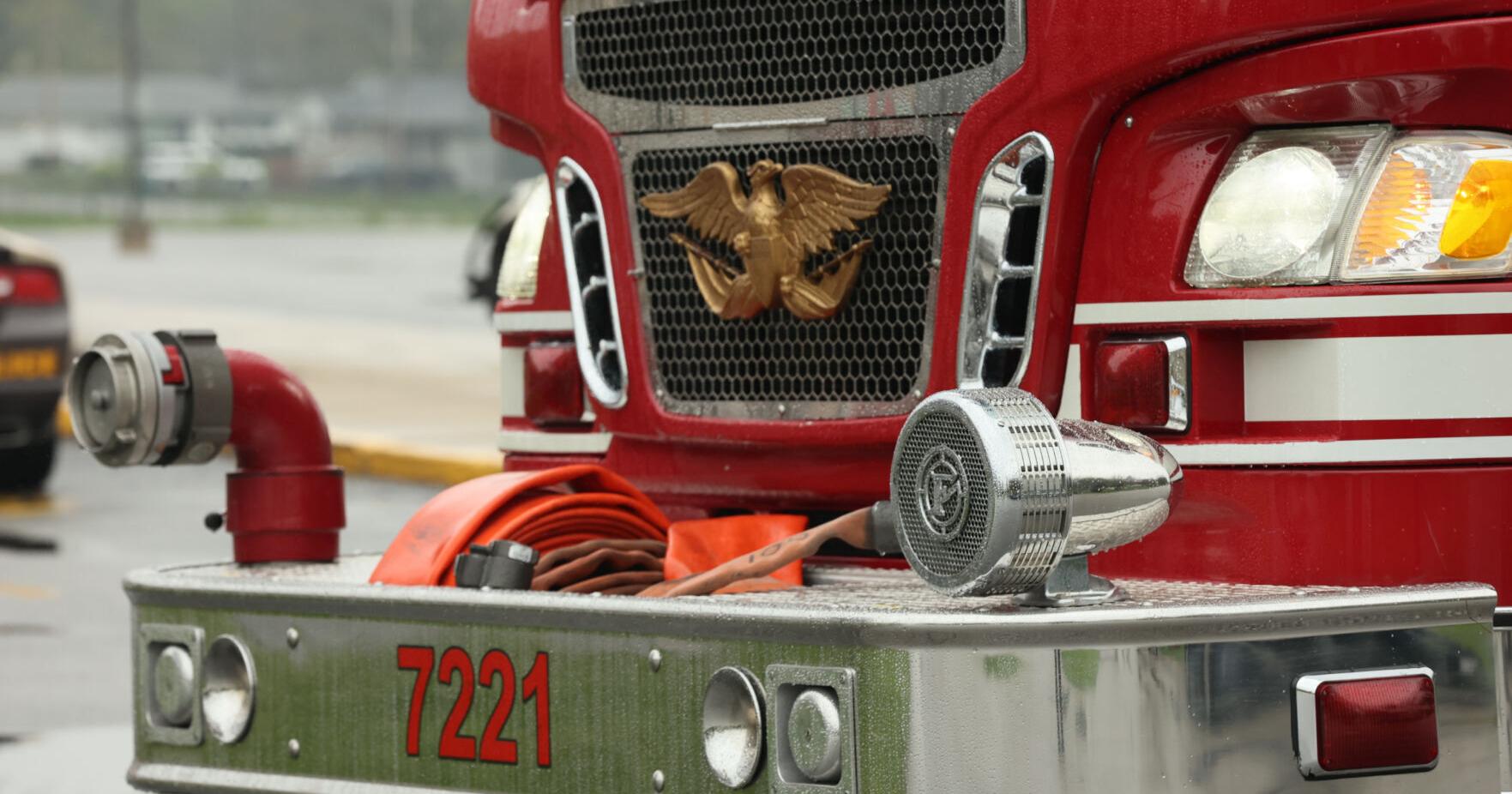 Firefighters extinguish residential building fire in Whiting - Vimarsana News