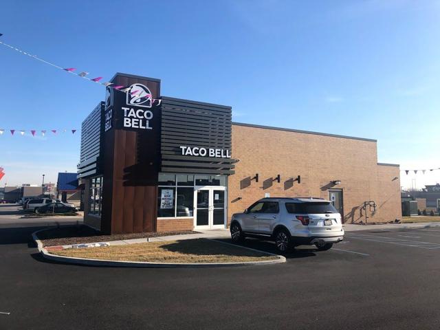 Ford shutting down Chicago Assembly Plant next week, temporarily laying