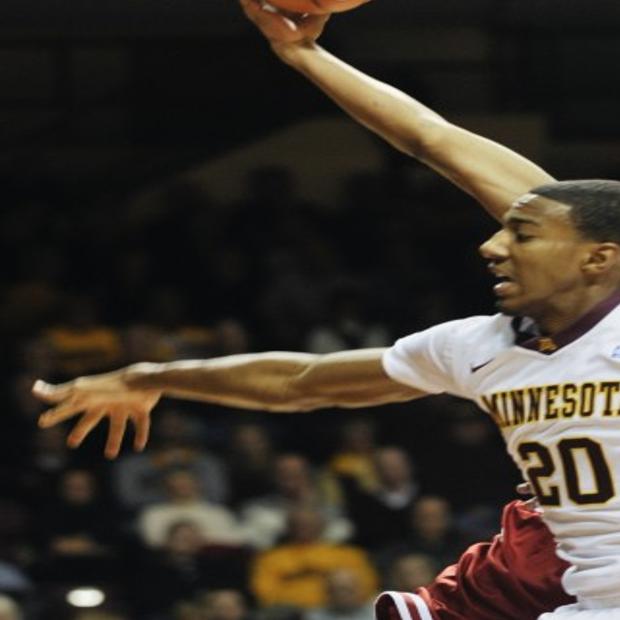 Mbakwe Williams Lift Minnesota Over Indiana Men S Basketball Team