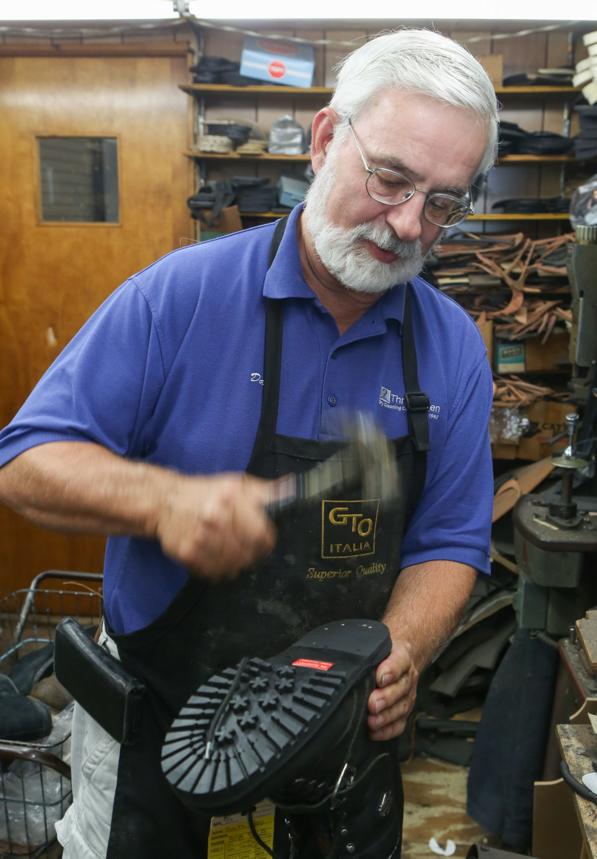 Shoe repair shops fading into memory 
