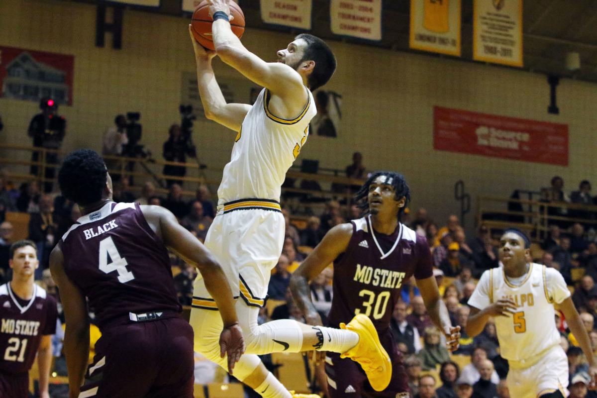 Valparaiso S Basketball Seasons Over Amid Coronavirus Concerns