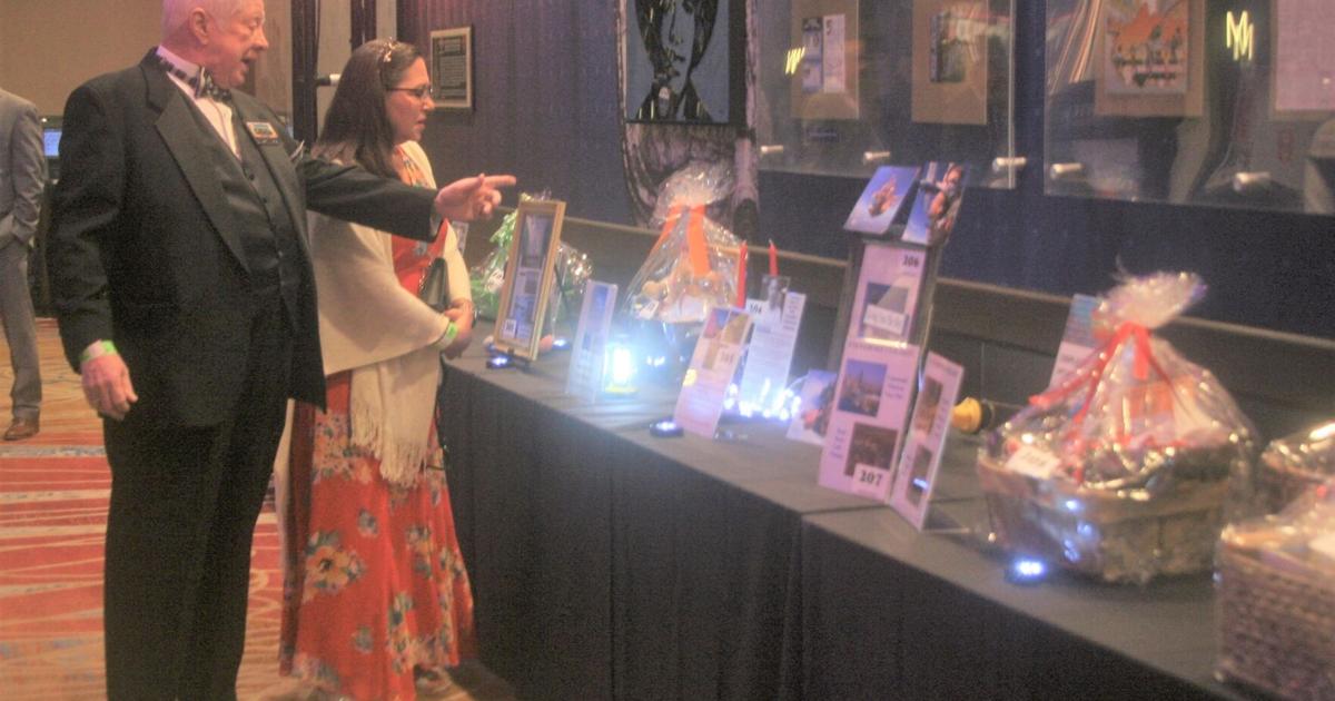 Tradewinds honors Jeff Strack at annual gala