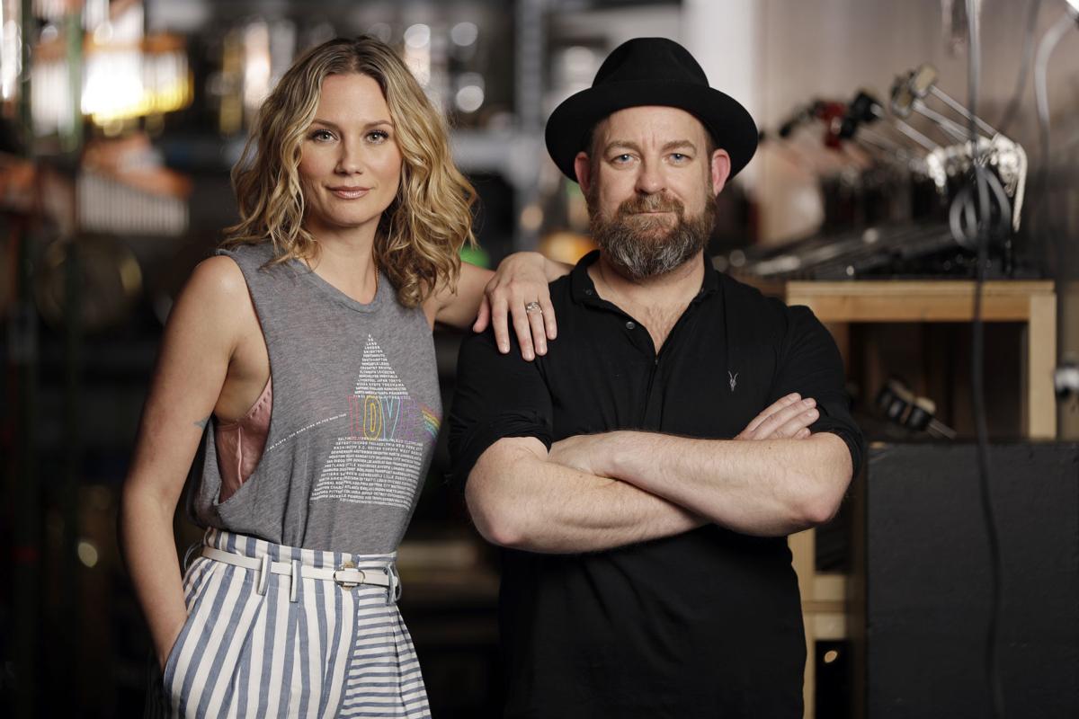 After a hiatus, Sugarland start a conversation with music