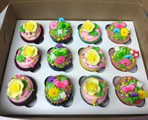 dozen cupcakes 2.jpg