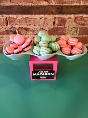 macaron.jpg