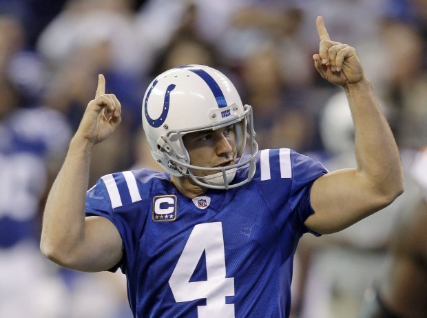 Colts put kicker Adam Vinatieri on injured reserve