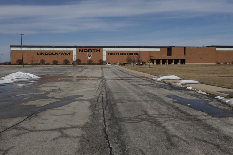 Effort underway to turn shuttered Lincoln-Way North into police training facility