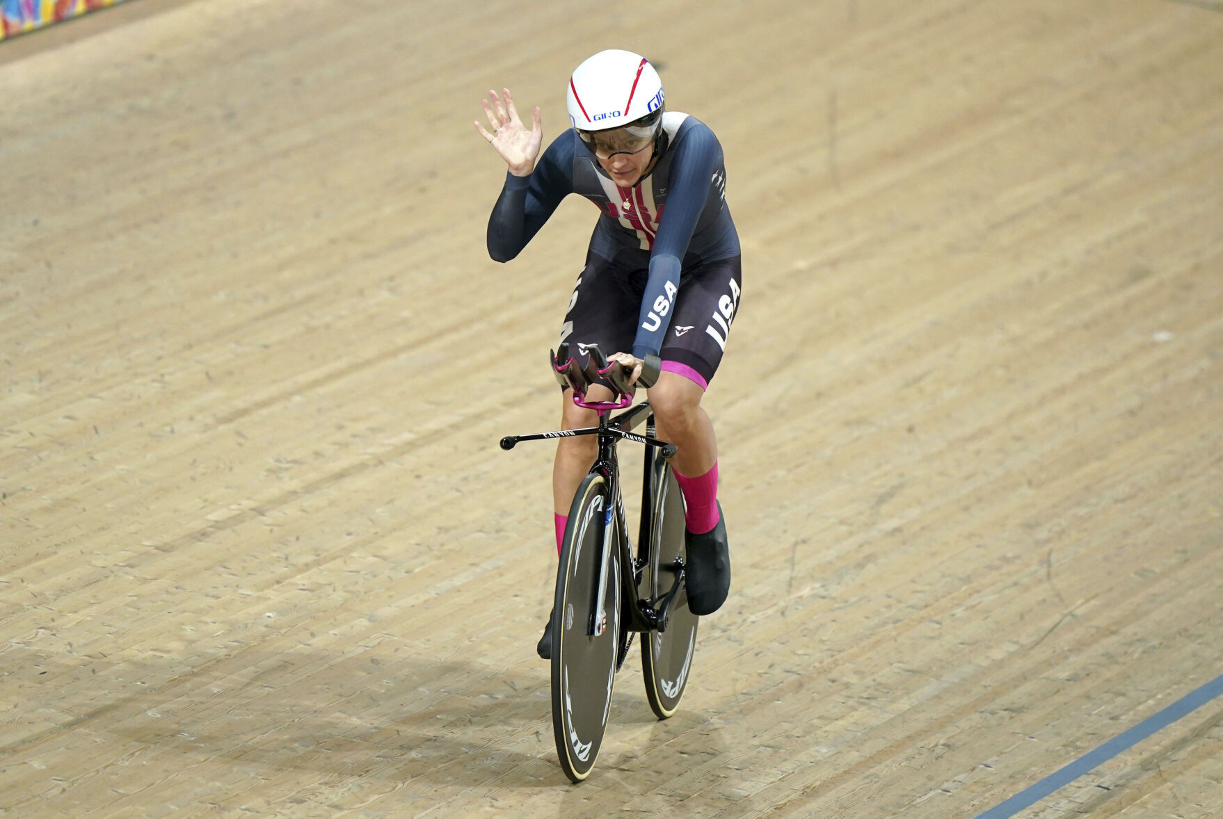 American star Dygert romps to individual pursuit title at cycling worlds