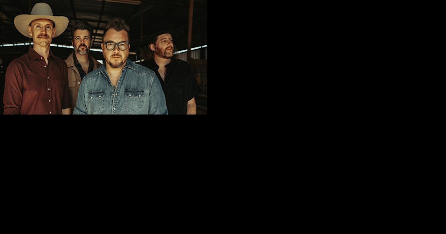 Country artists Russell Dickerson and Eli Young Band to play Crown Point - Vimarsana News