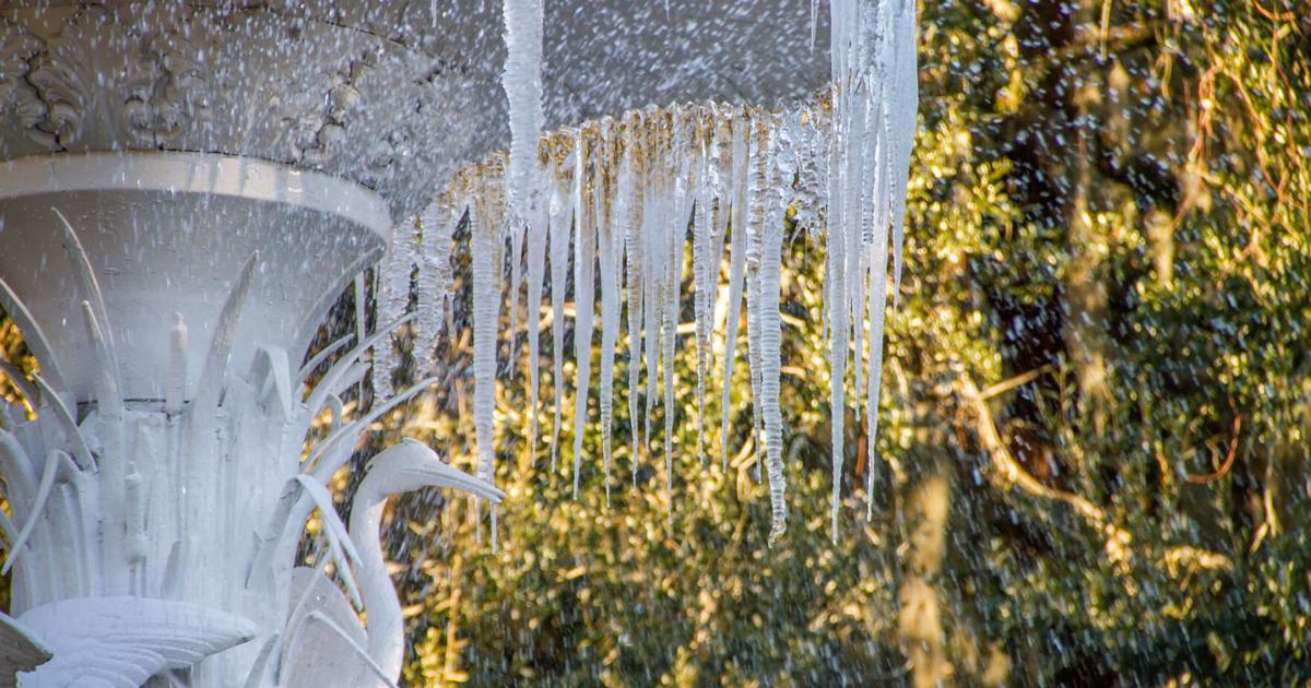 Ocean Spring Snowing PHOTOS: Winter Snow Returns to Town After More Than 30 Years. Let's ...