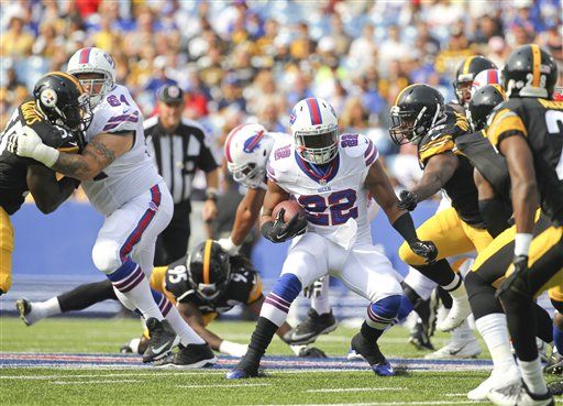 Buffalo Bills Fred Jackson (22) rushing in this NFL football game