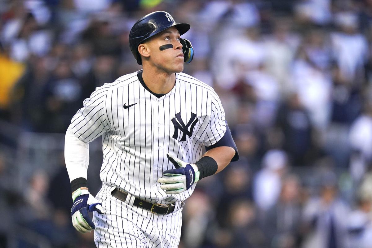 New York Yankees: On Aaron Boone, Brian Cashman contracts