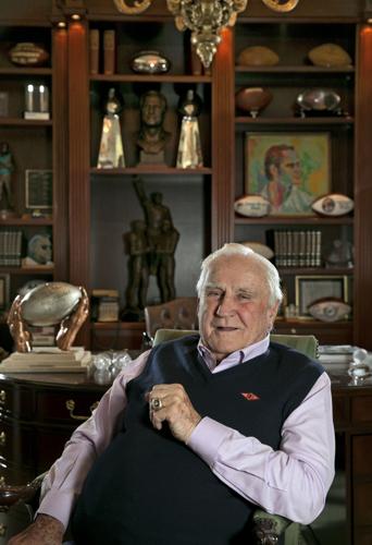 Don Shula, longtime Miami Dolphins coach and two-time Super Bowl winner,  dies at 90