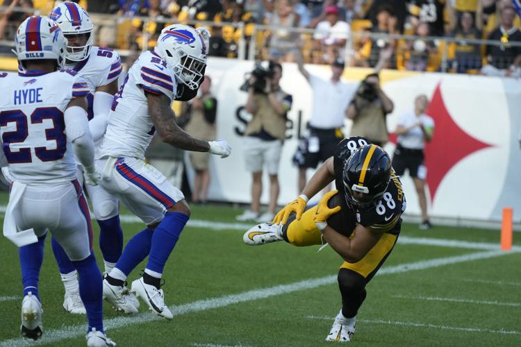 Steelers offensive starters dominate Bills in preseason victory