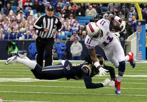 Buffalo Bills' Stevie Johnson (13) runs in for a touchdown during their  35-34 loss to