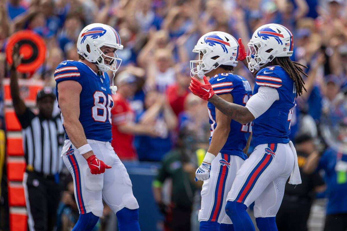 Bills' offense gets back on track as newcomers impress | Columnists |  oleantimesherald.com