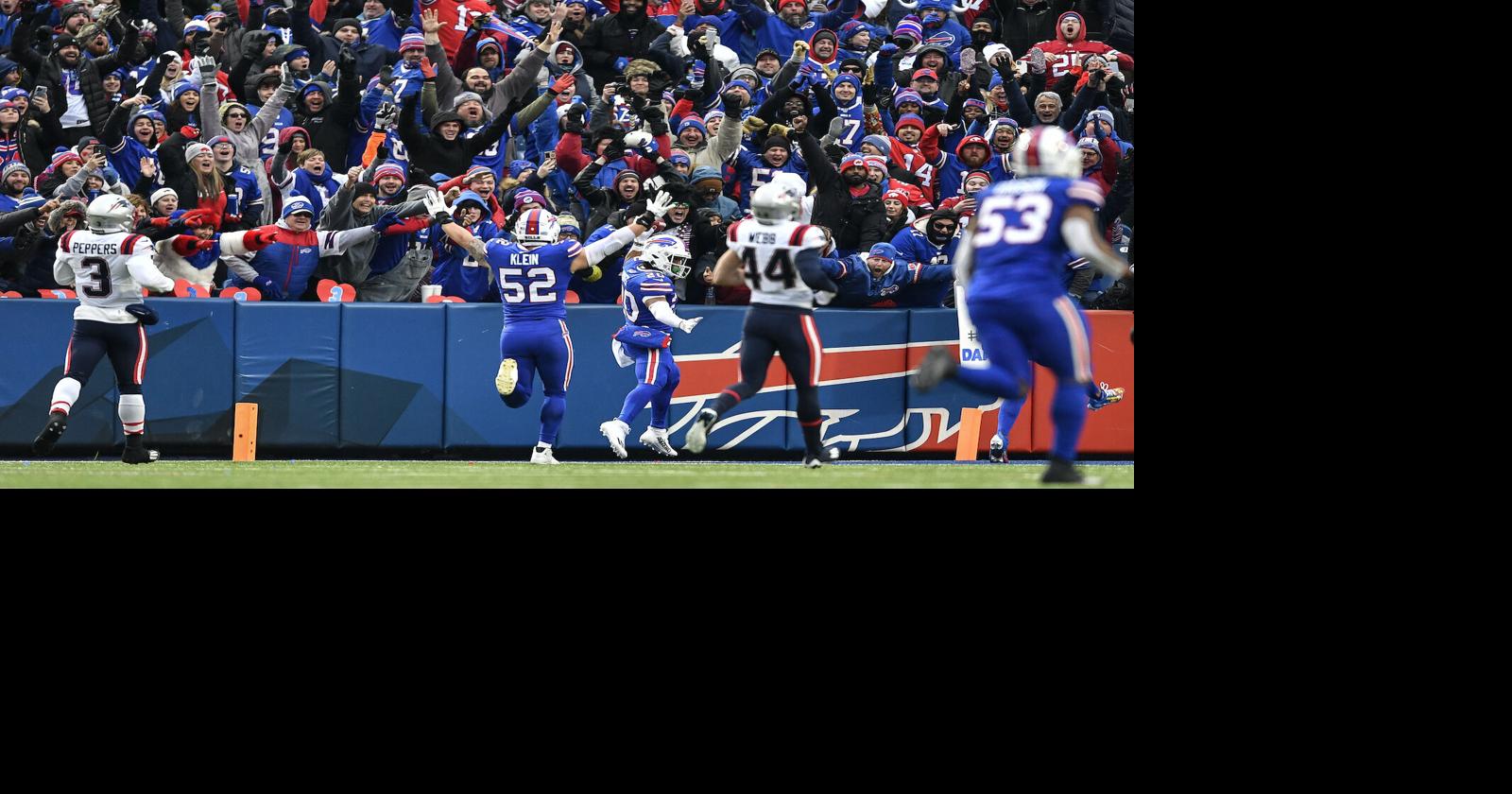 Damar Hamlin's first reaction to Bills Wild Card win vs. Dolphins