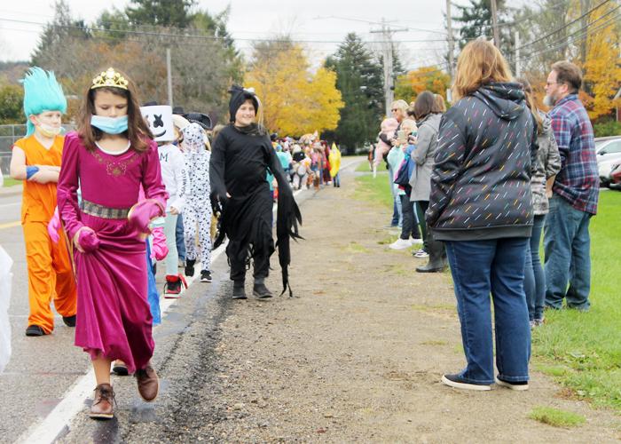 Hinsdale Halloween costume parade News