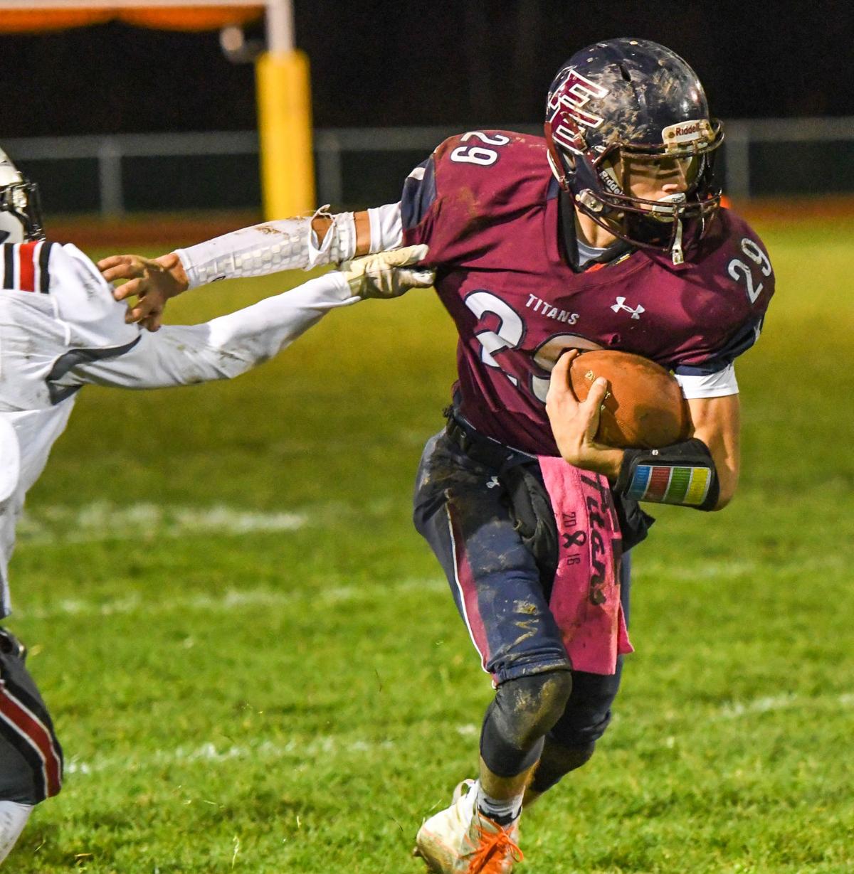 Titans Run Past Salamanca 35 0 To Return To Class D Finals Sports Oleantimesherald Com