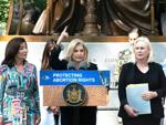 Hochul pushes back on Texas anti-abortion law, moves to bolster right in NY