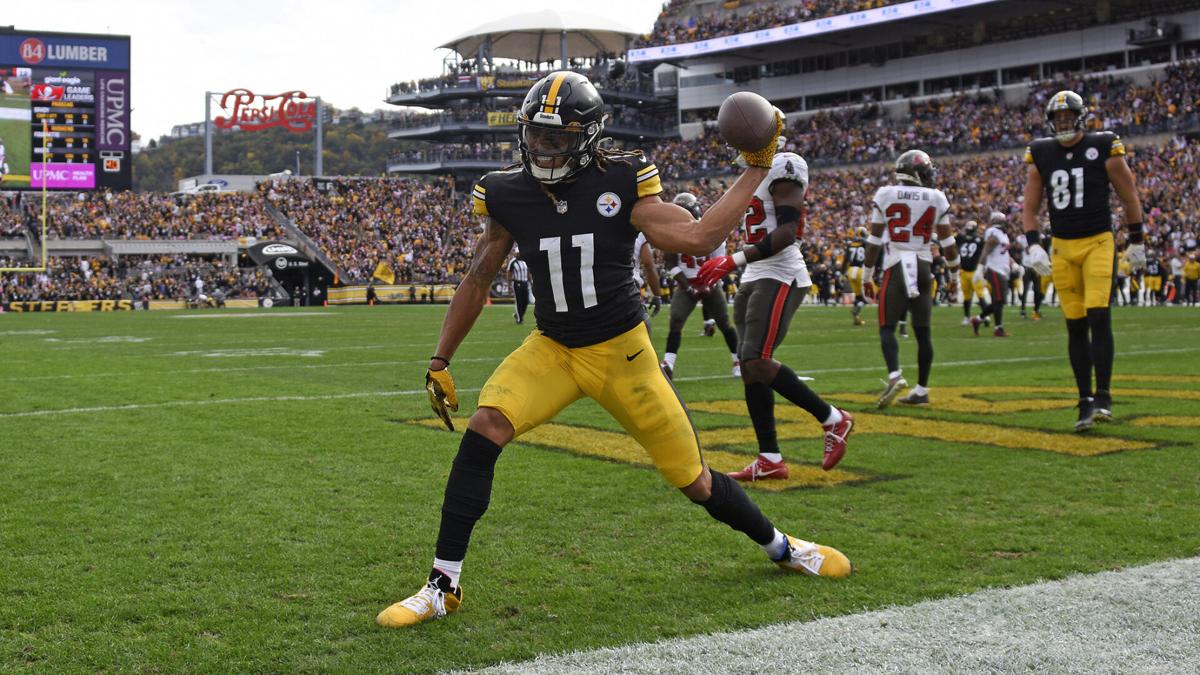 Final: Pittsburgh Steelers stun Buccaneers, Tom Brady 20-18 in Week 6 -  Behind the Steel Curtain