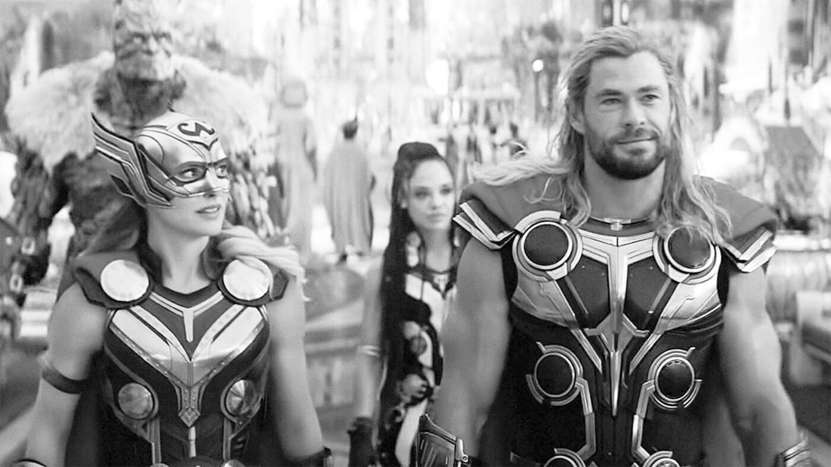 An Awkward Thor Joke Was Cut From Avengers: Endgame's Finale