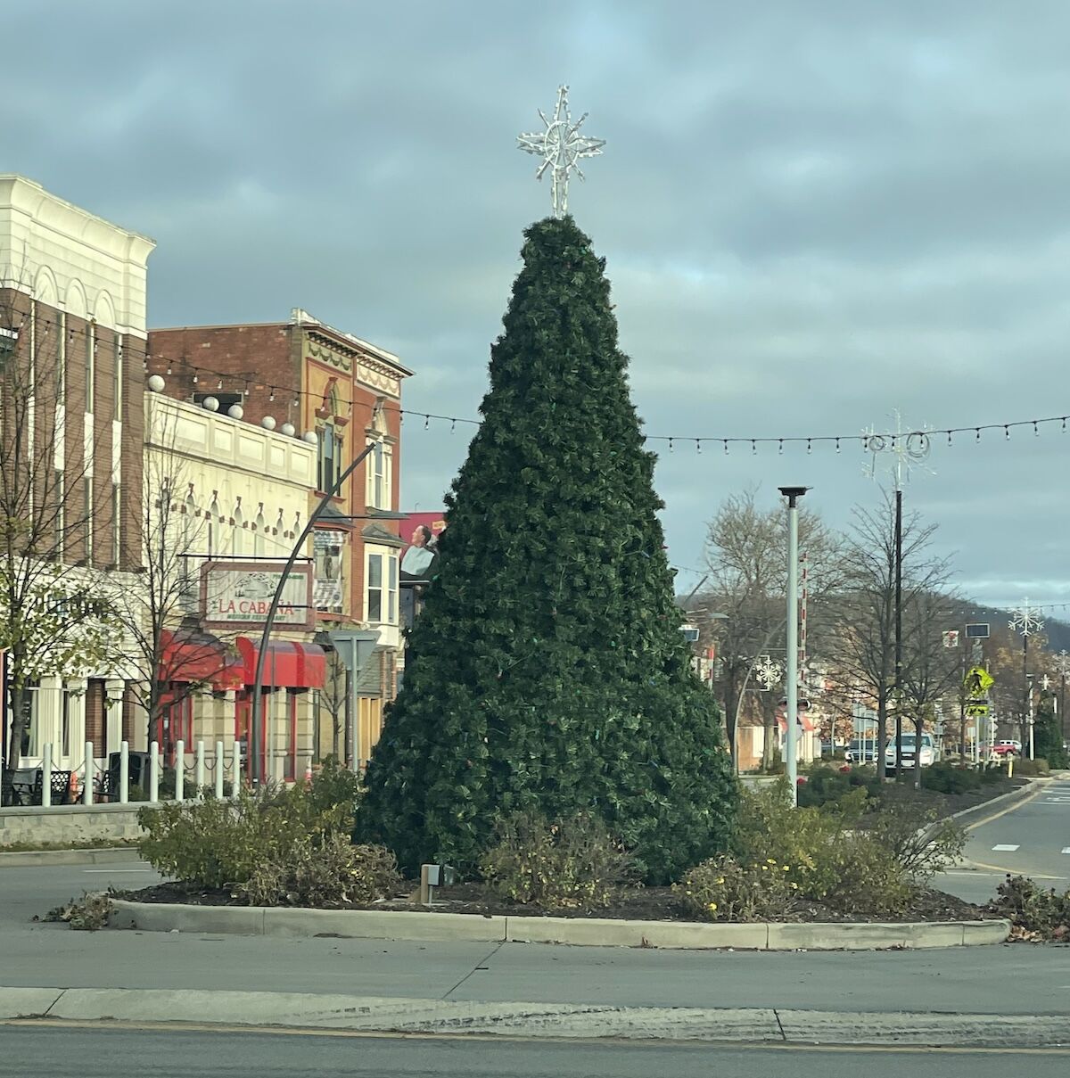 State & Union: Successful Fundraising For Santa Claus Lane | Local ...