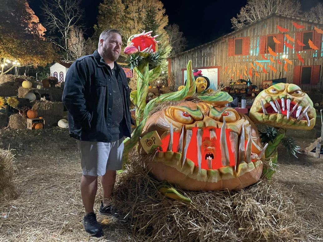 West Clarksville's Eric Jones tops in 'Outrageous Pumpkins' News