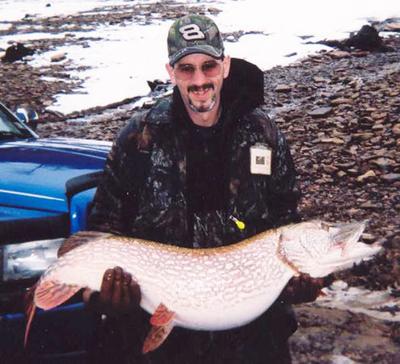 Big fish through the ice, Outdoors