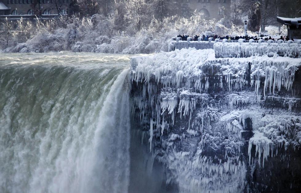 Cold Turns Niagara Falls Into Icy Winter Wonderland News