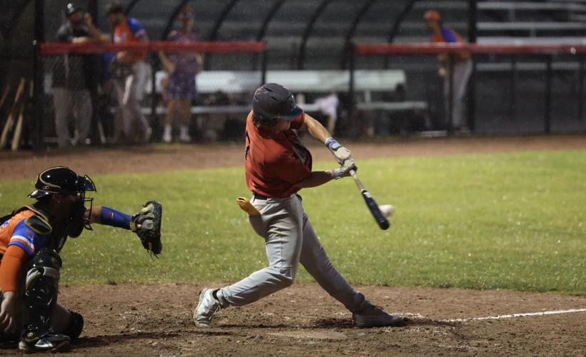 Oilers crush Hitmen, 177, sparked by 8run 5th Sports