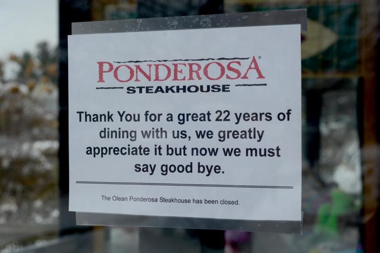 Thank you for 60 wonderful years': Guests, employees say farewell
