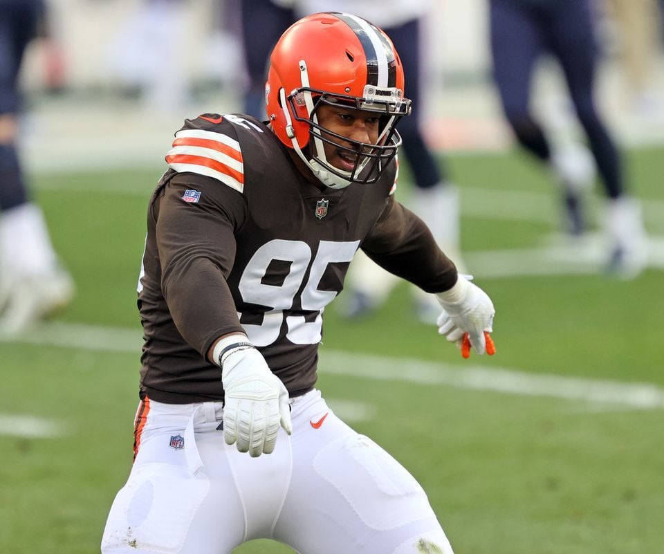 Browns star Garrett to miss second game with COVID-19 virus