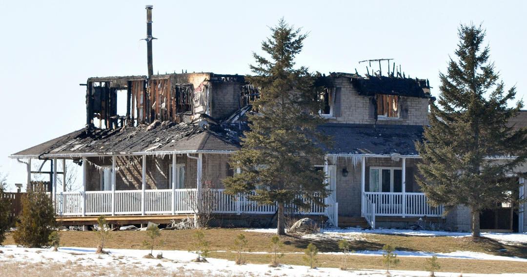 Dog alerts family to fire