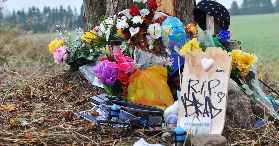 Family, friends remember teens killed in crash