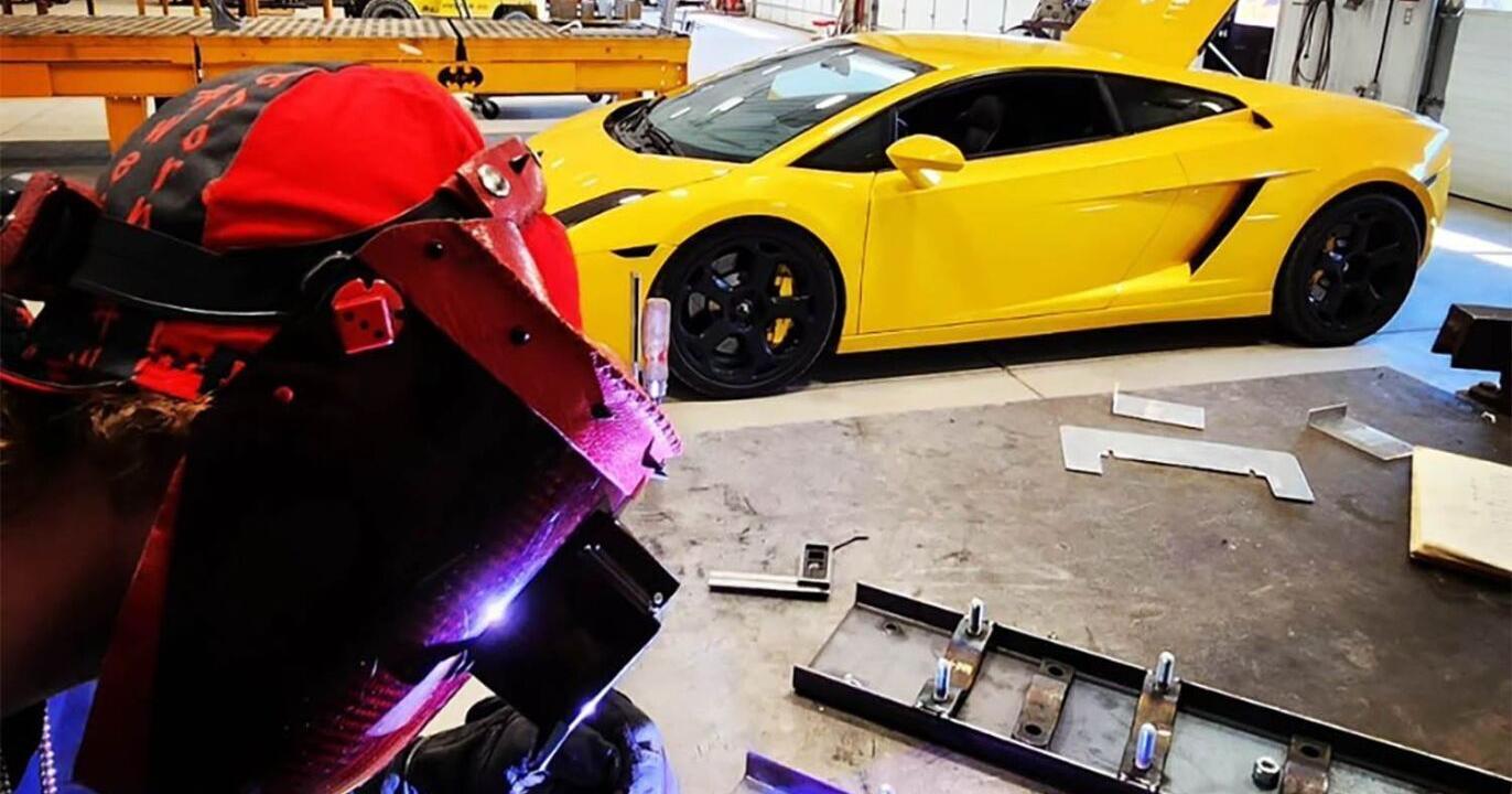 2005 Lamborghini Gallardo coupe: young welder loves his car - Vimarsana News