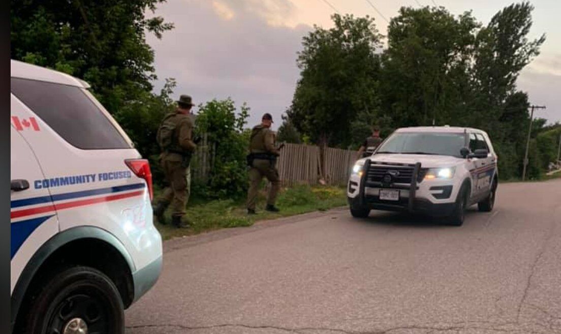 'Not apprehended' Dufferin OPP, Orangeville police search for driver