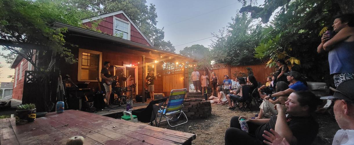 Tunes from the porch Oregon City hosts first Porchfest News