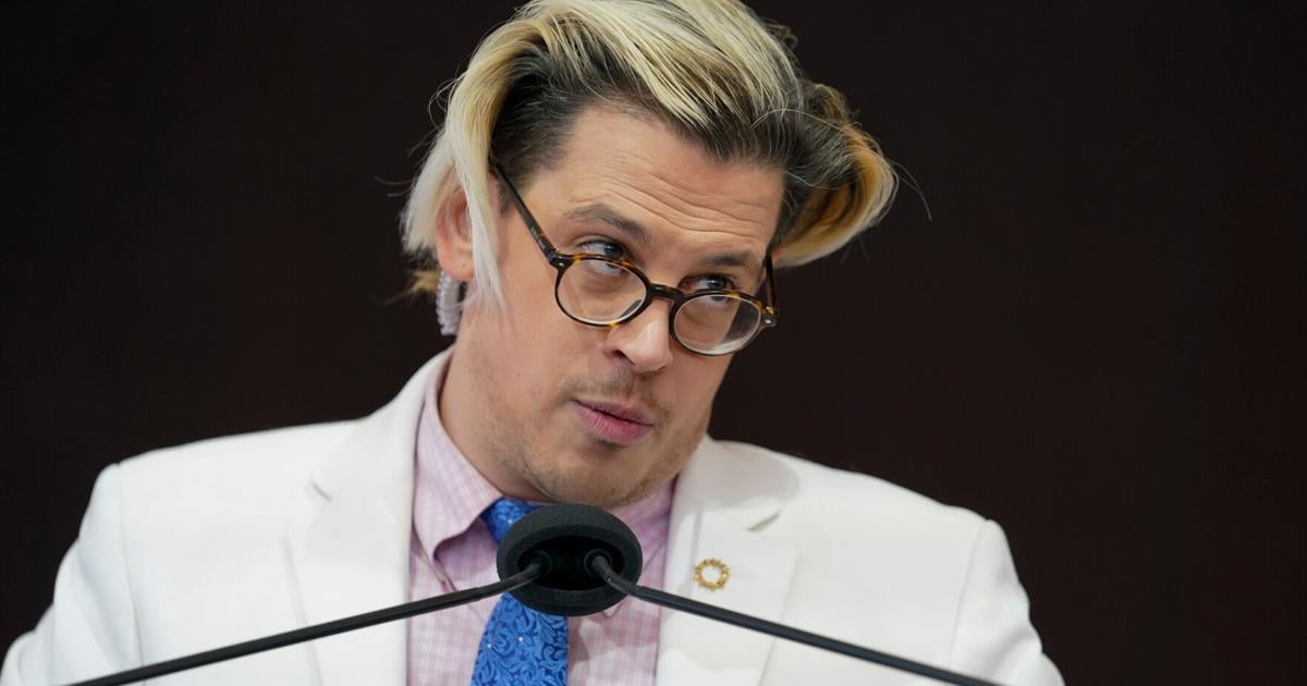 Correction: Immigration-Milo-Yiannopoulos story